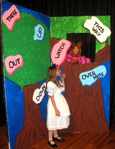 Large Cast Children's Play for Young Performers - Alice in Wonderland