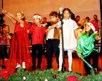 Children's Christmas Musical Play - A Christmas Wizard of Oz