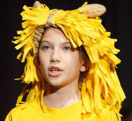 A Christmas Wizard of Oz! Fun Musical for Kids!