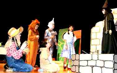 Wizard of Oz - Now a  Chrildren's Christmas Musical!