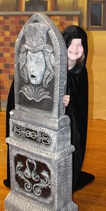 Ebenezer's Tomb in A Christmas Carol