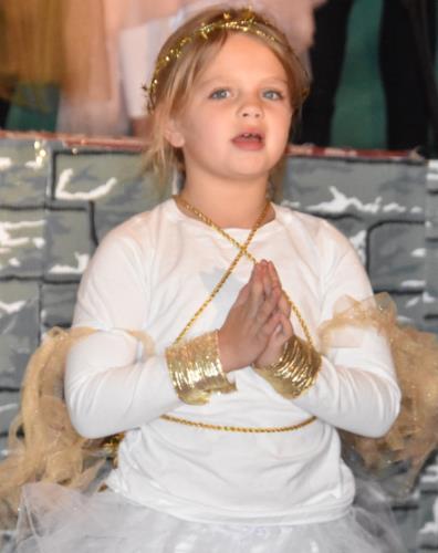 Everyone sings in A Christmas Carol