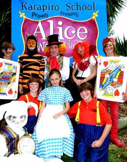 Fun, Easy Script for Kids!  Alice in Wonderland!