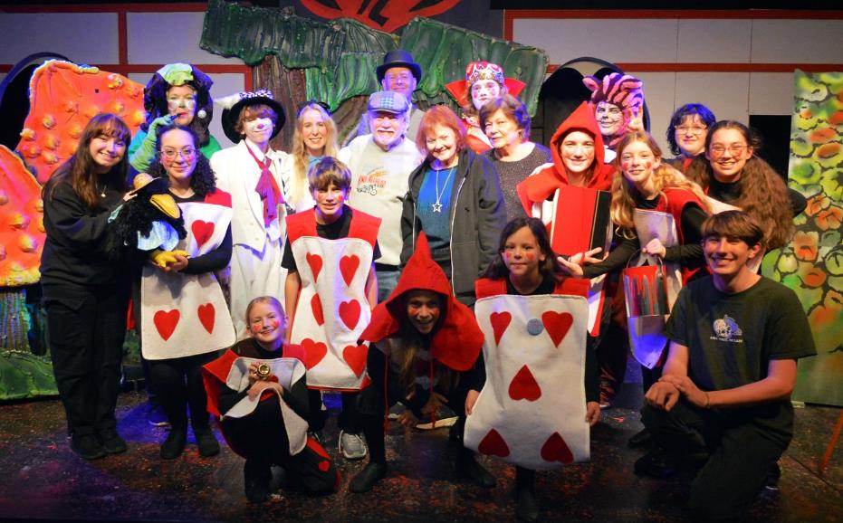 Alice in Wonderland Large Cast Kids Play