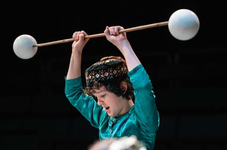 Performance by Kids Aladdin play