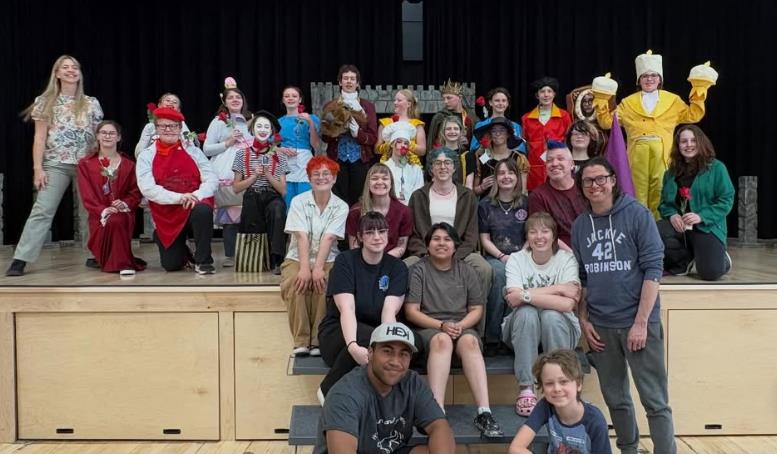 Middle School Performs Beauty and the Beast