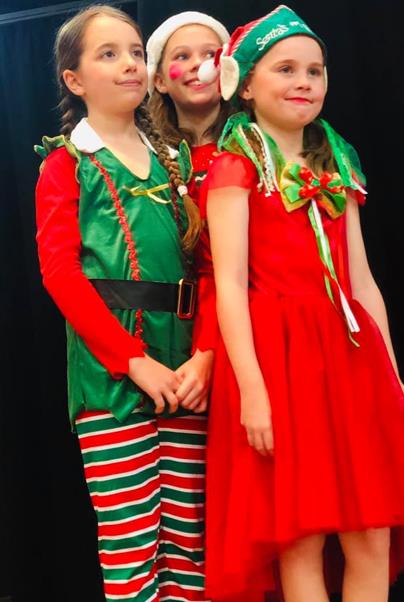 Christmas elves in Alice in Wonderland play