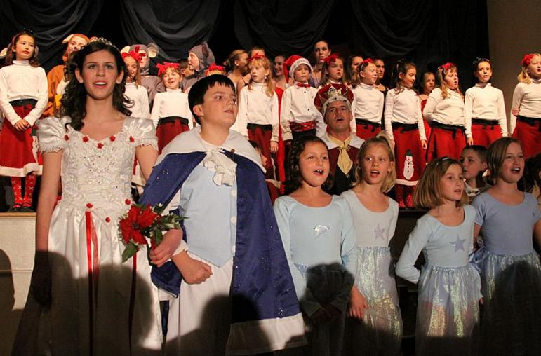 A Christmas Cinderella Musical Play for Kids to Perform