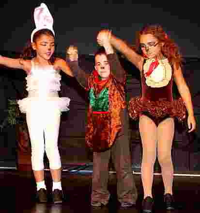 Children's Christmas Plays for Schools! - A Snow White Christmas!