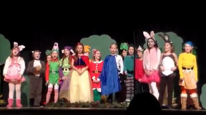 Video: A Snow White Christmas by Kathryn Schultz Miller, ArtReach Children's Theatre Plays