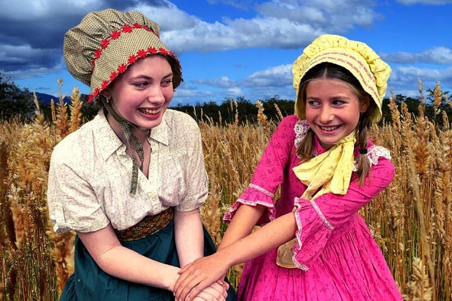 Small Cast Touring Plays!