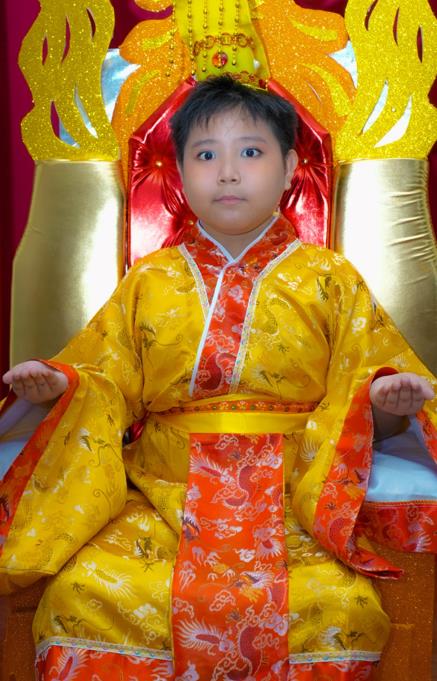 Emperor in Mulan Play