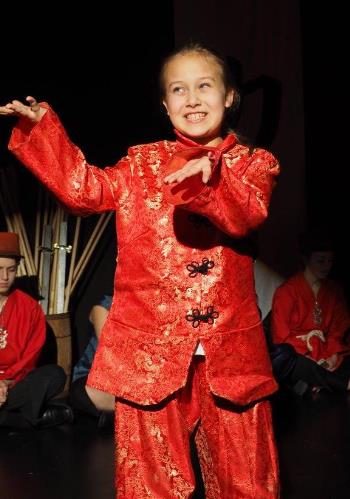 Mulan play for kids to perform
