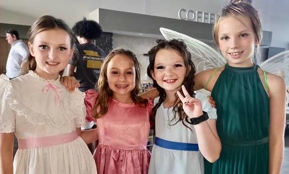 Kids perform Peter Pan Playscript