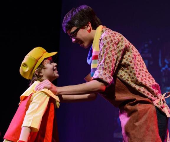 Pinocchio play for kids to perform