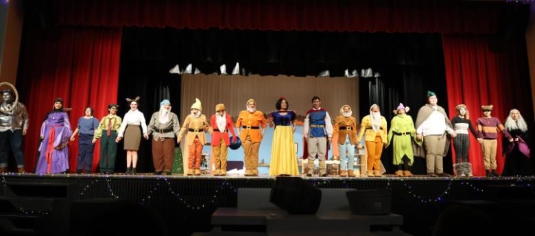 Snow White Play for Kids to Perform