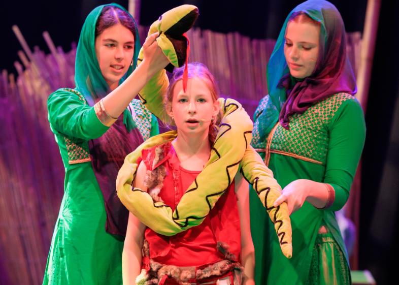 Kai Snake in The Jungle Book Play