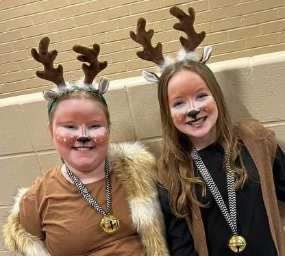 Reindeer in Christmas Musical Twas the Night Before Christmas