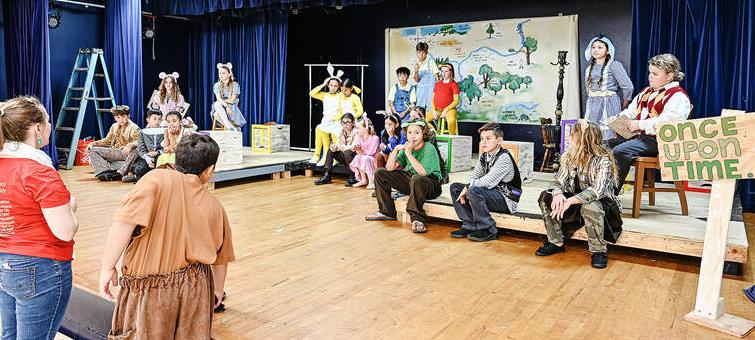 Young actors perform ArtReach's Winnie-the-Pooh