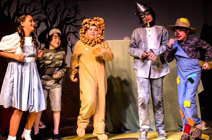 Kids Perform ArtReach's Wizard of Oz-  Dorothy, Toto, Lion, Tin Man, Scarecrow