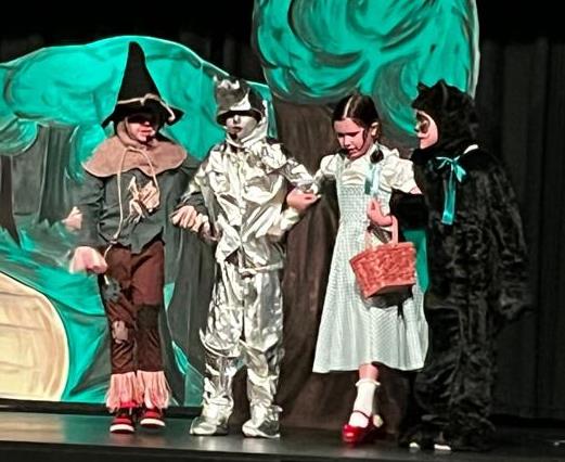 Second and third graders in ArtReach's Wizard of Oz playscript
